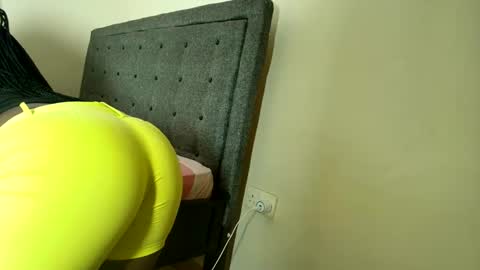 Snapshot of lorelah_sweetgirl chatting on 03.26.26 LORELAH online show from 03.26.26