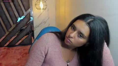 lorem_adams online show from 01.11.25