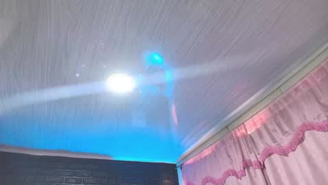 Loren online show from 12.28.24