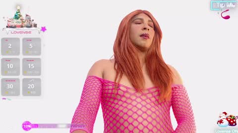 Snapshot of lorena_sexy__ chatting on 12.17.24 lorena_sexy__ online show from 12.17.24