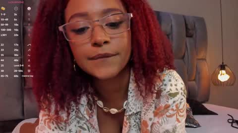 Snapshot of lorena_vieira_ chatting on 02.07.25 Lorena Vieira  online show from 02.07.25