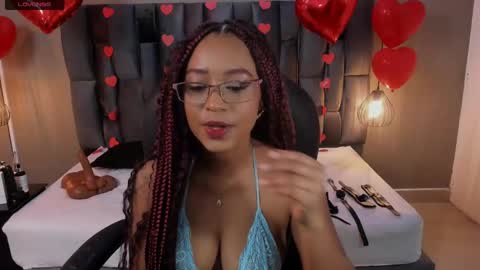 Snapshot of lorena_vieira_ chatting on 02.12.25 Lorena Vieira  online show from 02.12.25