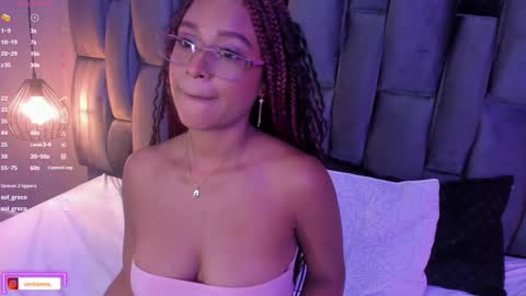 Snapshot of lorena_vieira_ chatting on 02.28.25 Lorena Vieira  online show from 02.28.25