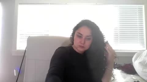 lorenlovely online show from 11.30.25