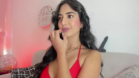 L O R E N online show from 01.22.25