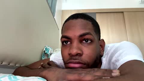 Snapshot of lorenzo17a chatting on 12.29.24 lorenzo17a online show from 12.29.24