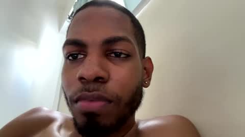 Snapshot of lorenzo17a chatting on 12.31.24 lorenzo17a online show from 12.31.24