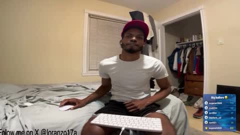 Snapshot of lorenzo17a chatting on 02.25.25 lorenzo17a online show from 02.25.25