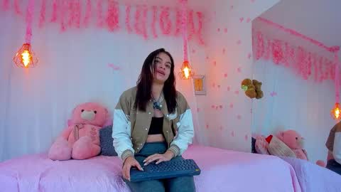 Snapshot of lori_evans1 chatting on 01.16.26 Lori Evans online show from 01.16.26