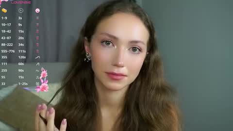 Naomi online show from 09.14.25