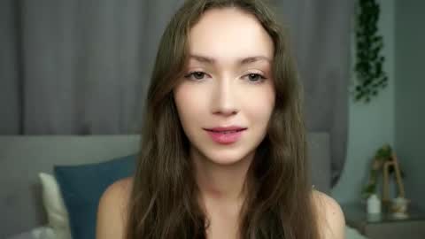 Naomi online show from 09.24.25