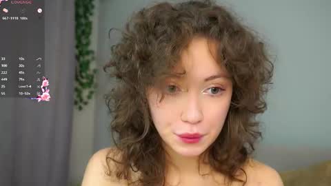 Naomi online show from 11.09.25