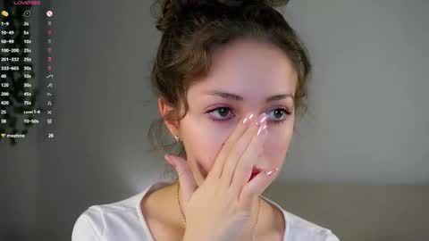 Naomi online show from 11.28.25