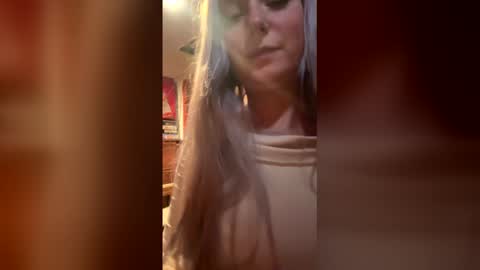 Lorelai Kane online show from 12.21.25