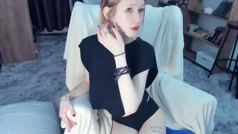 Snapshot of lorineponter chatting on 07.08.26 Ronny online show from 07.08.26