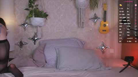 Lorna online show from 11.12.25