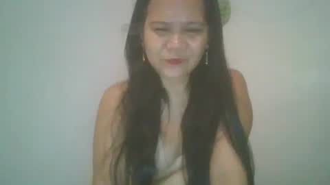Snapshot of lorraine_cola chatting on 05.14.26 Lorraine online show from 05.14.26