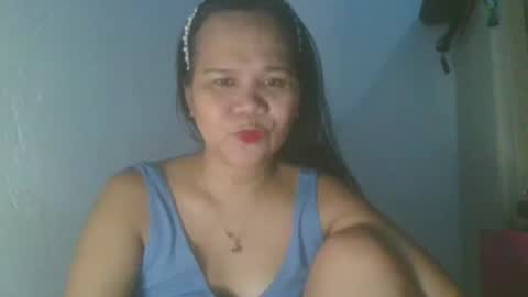 Snapshot of lorraine_cola chatting on 06.12.26 Lorraine online show from 06.12.26