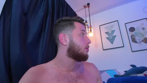 Snapshot of los_juanes chatting on 12.11.24 JUAN JUAN online show from 12.11.24