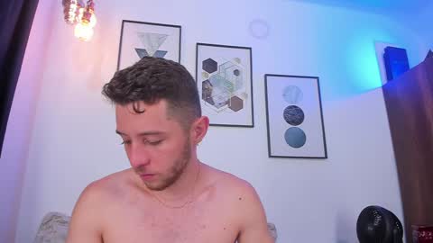 Snapshot of los_juanes chatting on 01.07.25 JUAN JUAN online show from 01.07.25