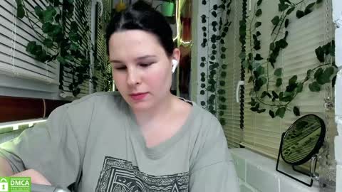 Alisa   My darlings online show from 12.11.24