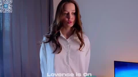 Snapshot of lost_mymind chatting on 11.17.25 Jess online show from 11.17.25