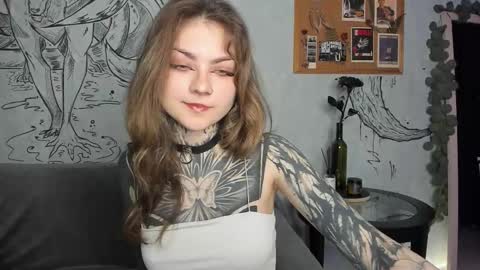 lostallice online show from 11.23.25