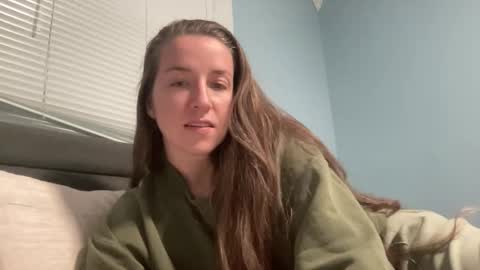 Snapshot of lothlori chatting on 11.20.25 lothlori online show from 11.20.25