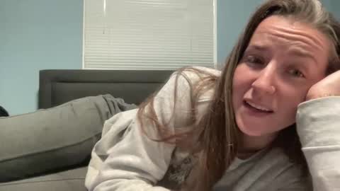 Snapshot of lothlori chatting on 11.21.25 lothlori online show from 11.21.25