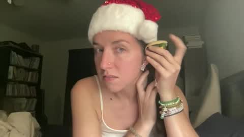 Snapshot of lothlori chatting on 12.05.25 lothlori online show from 12.05.25