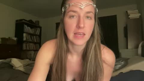 Snapshot of lothlori chatting on 12.14.25 lothlori online show from 12.14.25