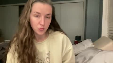 Snapshot of lothlori chatting on 01.13.26 lothlori online show from 01.13.26