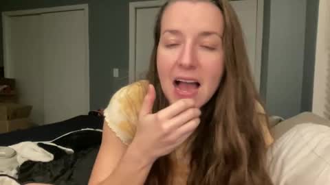 Snapshot of lothlori chatting on 01.16.26 lothlori online show from 01.16.26