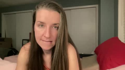 Snapshot of lothlori chatting on 02.12.26 lothlori online show from 02.12.26