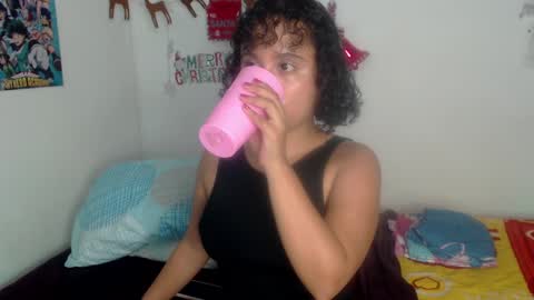 lou_cuteee online show from 12.30.24