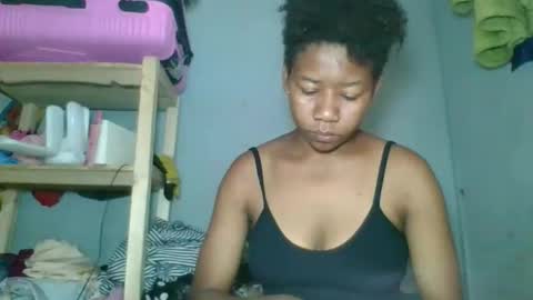 Snapshot of louane98 chatting on 03.02.26 louane98 online show from 03.02.26