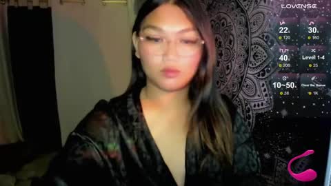 Snapshot of louheart chatting on 05.10.26 Sweet online show from 05.10.26