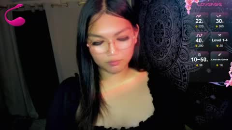 Snapshot of louheart chatting on 05.20.26 Sweet online show from 05.20.26
