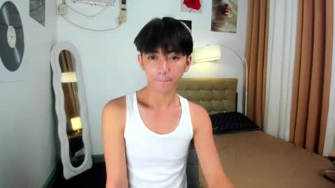 Snapshot of louieismy_name chatting on 06.14.26 ignot ursh online show from 06.14.26