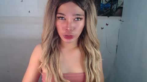 Snapshot of louilalicious chatting on 02.13.25 louilalicious online show from 02.13.25