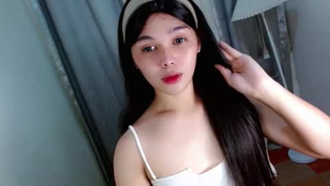 louilalicious online show from 11.02.25