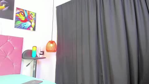 Snapshot of louis_bcasta1 chatting on 02.19.25 OF louis bcasta1 online show from 02.19.25