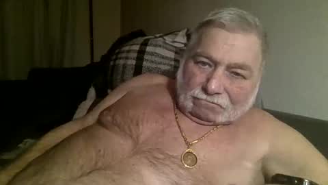 Snapshot of louis_chokdee chatting on 03.05.25 louis_chokdee online show from 03.05.25