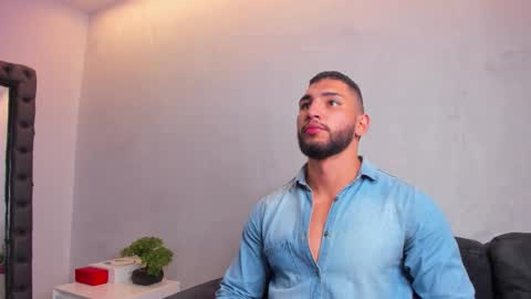 Louis online show from 02.17.26