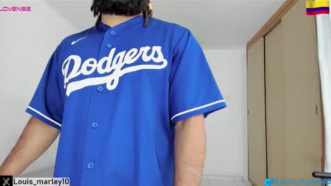 louis_marley_ online show from 12.01.25