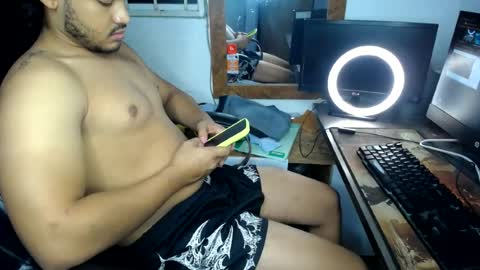 Snapshot of louis_rueda chatting on 07.13.26 louis_rueda online show from 07.13.26