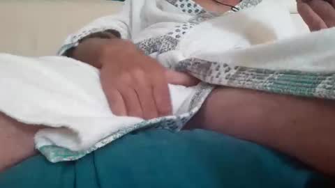 Snapshot of loulou_boss chatting on 10.07.25 loulou_boss online show from 10.07.25