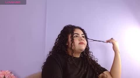 lourdes_moon22 online show from 10.22.25