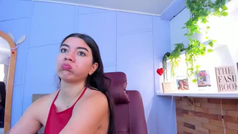 Louren Fox online show from 12.17.25