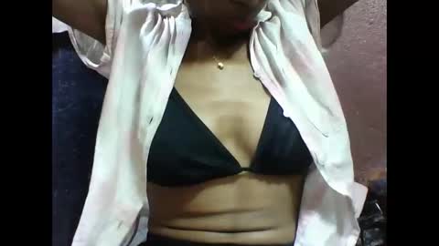 lovaelisa online show from 11.18.25